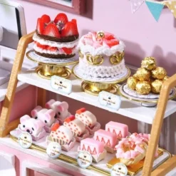 Kawaii Therapy Doll House<Kawaii DIY Cake Studio Furniture Dollhouse – Limited Edition