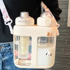 Kawaii Therapy Bottles<Kawaii Large Capacity Pastel Straw Bottle (1600ml)