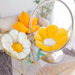 Kawaii Therapy Seat Cushions<Kawaii Maple Flower Seat Cushion – Limited Edition