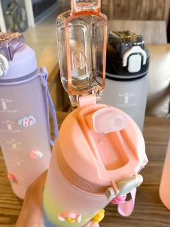 Kawaii Therapy Bottles<Kawaii Pastel Large Capacity Straw Bottle (1000ml)