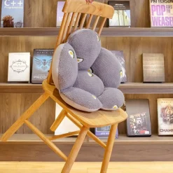 Kawaii Therapy Pillows | Seat Cushions<Kawaii Petal Flower Seat Cushion – Limited Edition